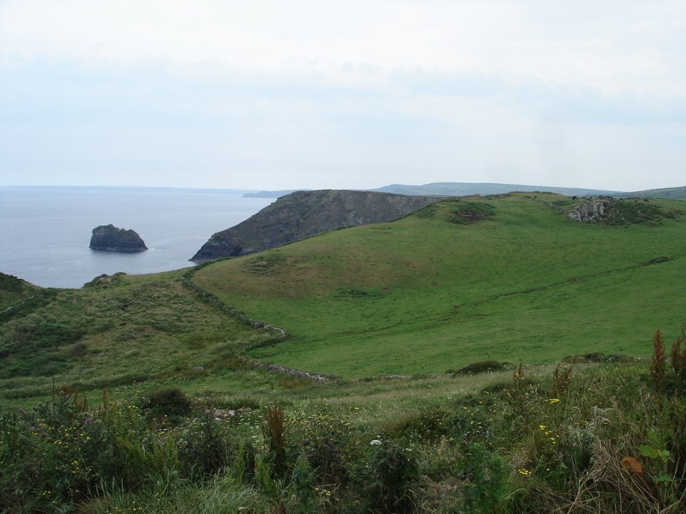 A picture of Tintagel, Cornwall.