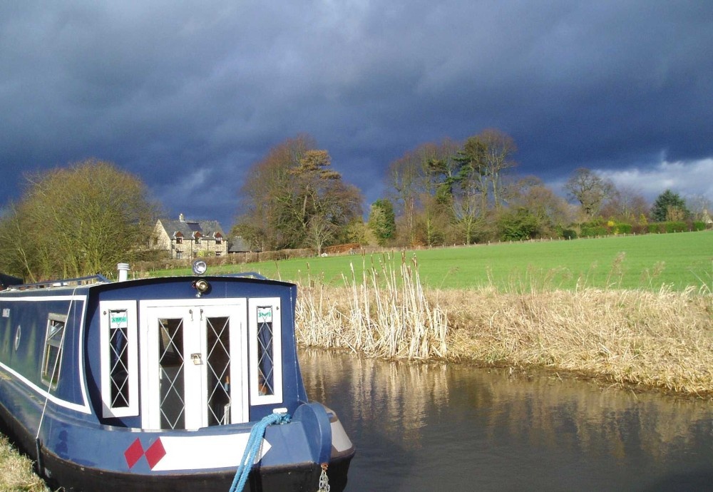 Photograph of Oxford Canal at Lower Heyford, Oxon.