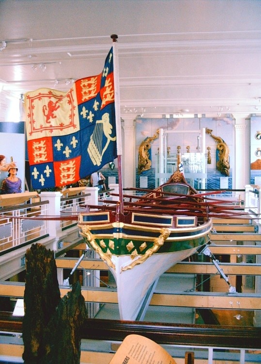 The sloop that brought Admiral Nelson on land after his death.
HMS Victory Museum, Portsmouth