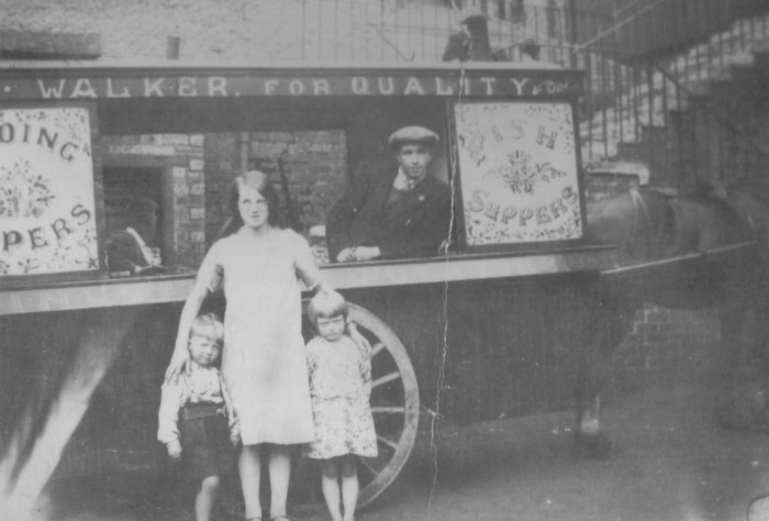 Picture of Walker's Chip Van taken in 1926.