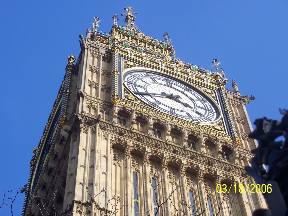 Big Ben--A better look at the amazing details of the face of the clock.  Fantastic!