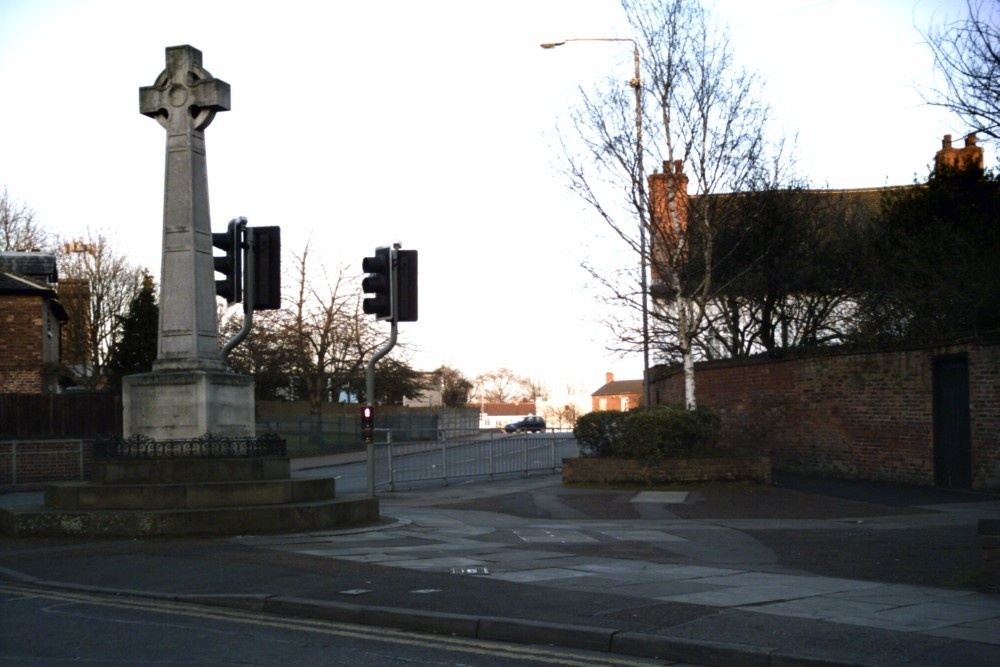 the war memorial, middle street, Beeston, Nottinghamshire