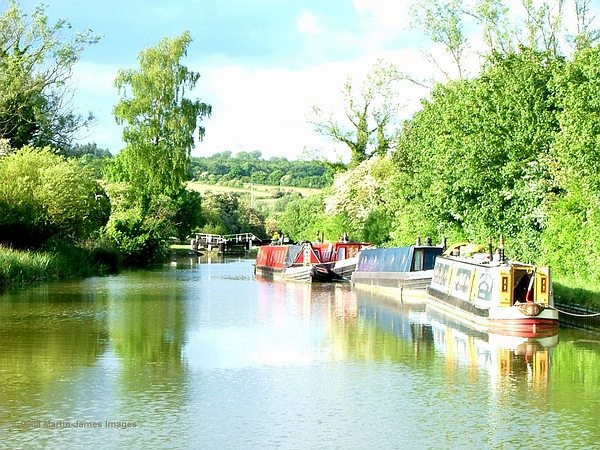 Kennet & Avon Canal, Froxfield Flight, Wiltshire - Berkshire border