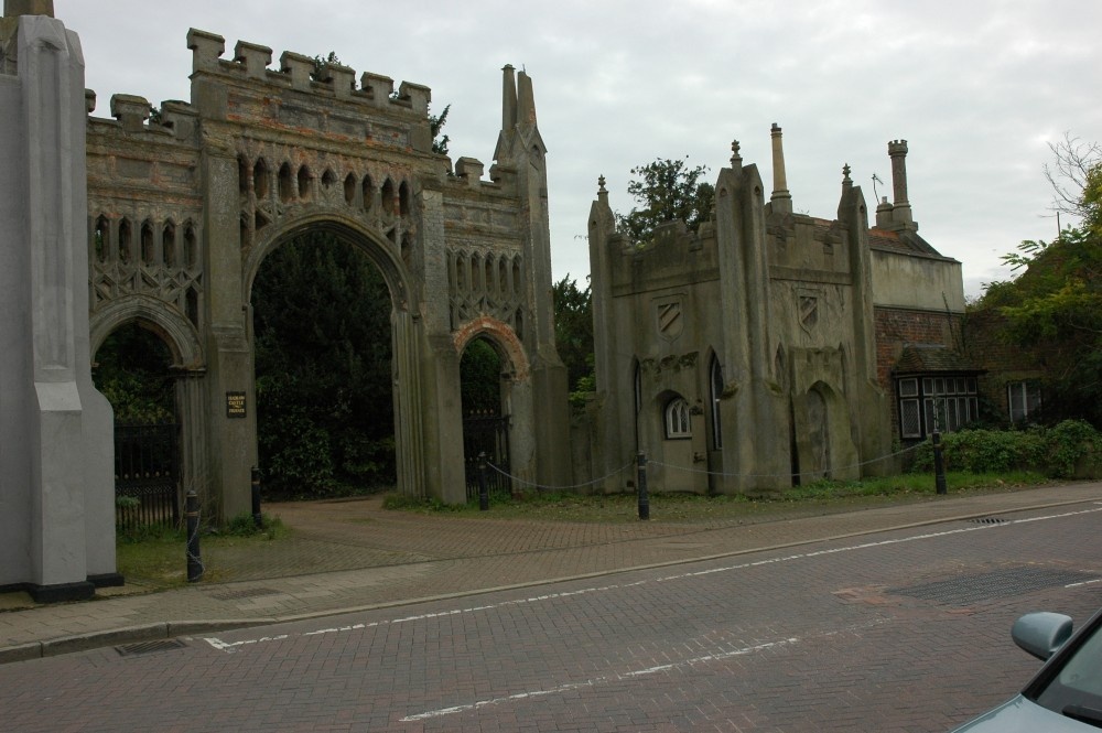 Gate House to Hadlow Castle in Hadlow, Kent