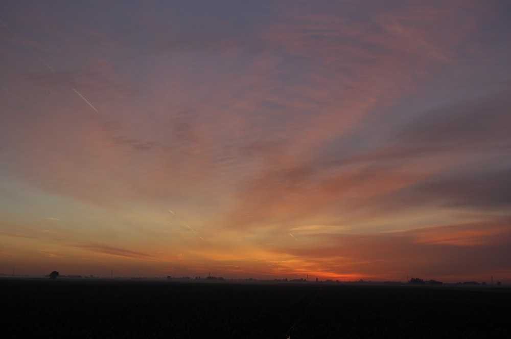 Photograph of A beautiful sunrise looking across the fields from Sibsey nr Boston, facing towards Old Leake