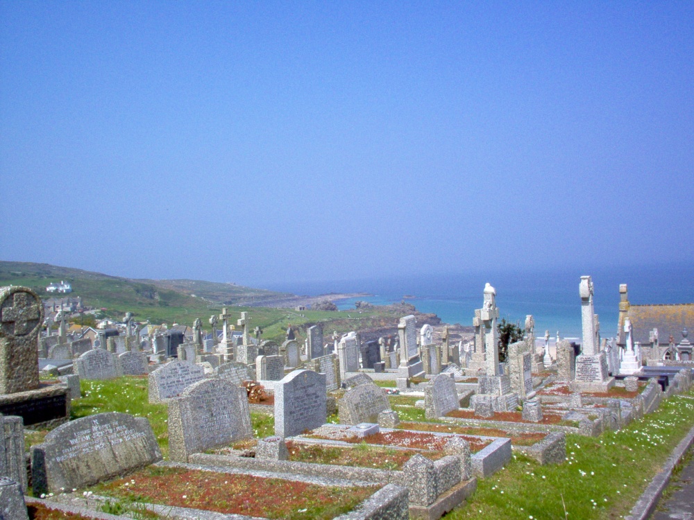 St. Ives Cemetery overlooking the ocean