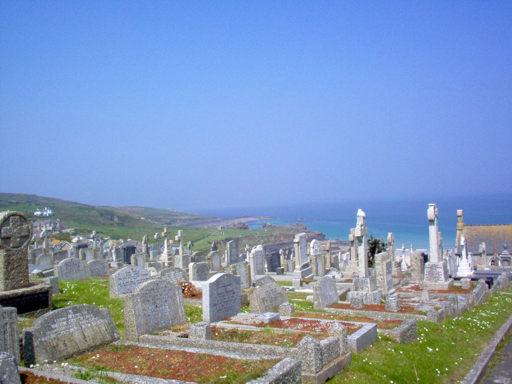 St. Ives Cemetery overlooking the ocean