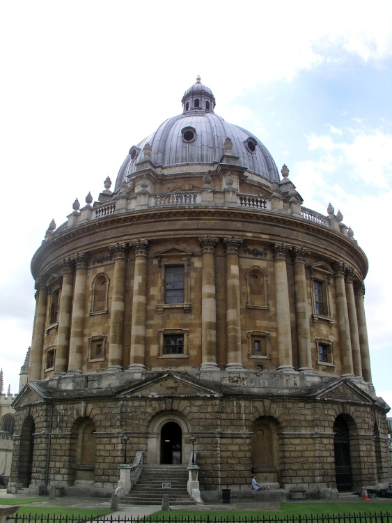 On the Oxford campus - The Radcliffe Camera