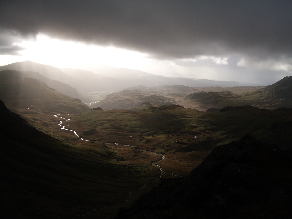 Looking south west from Bow Fell, in the Lake District, November 2006