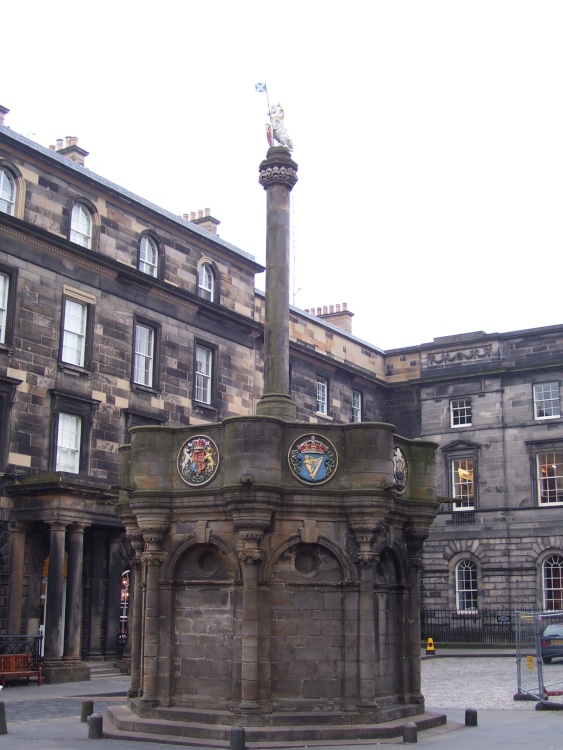 Market Cross, Royal Mile, Edinburgh, Midlothian, Scotland.