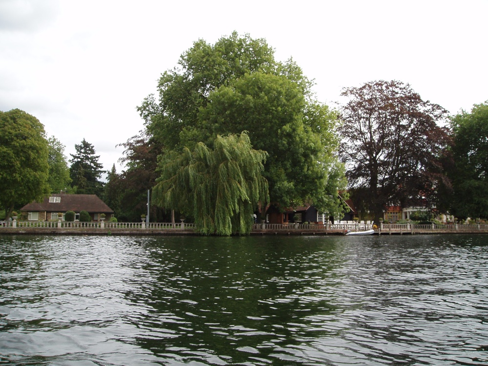 Marlow, Buckinghampshire - August 2006