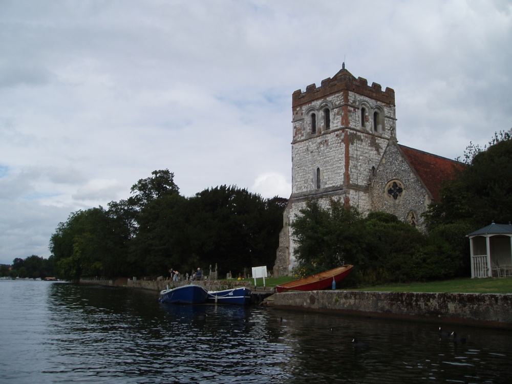 Photograph of All Saints church by the river Thames in Bisham, Berkshire. August 2006