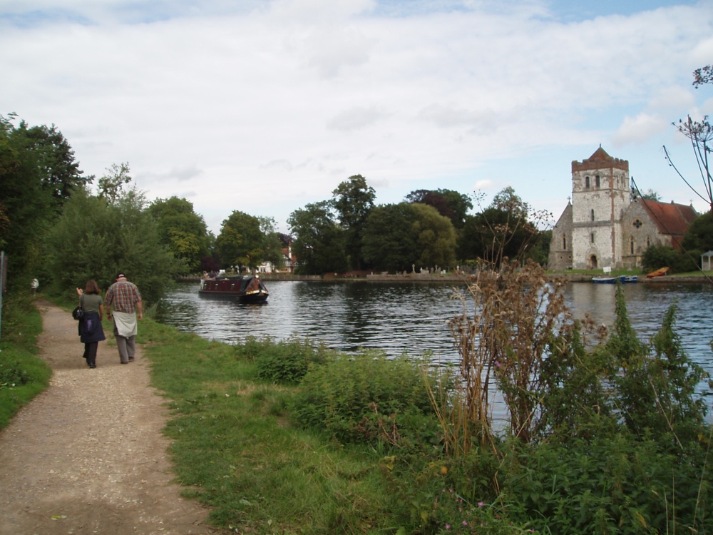 Photograph of The river Thames and All Saints Church at Bisham, Berkshire - August 2006