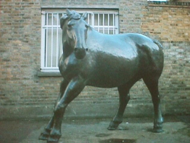 Horse statue near Ealing Library