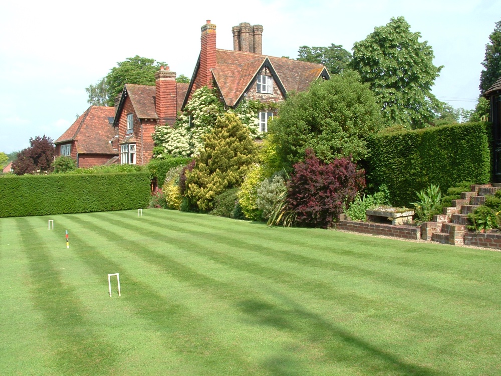 Photograph of Marle Place Gardens, Brenchley, Kent
TN12 7HS