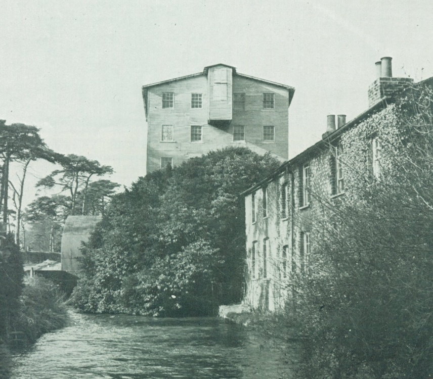 Crabble Corn Mill
River, Dover, Kent

c1900 photo by Anthony Reid