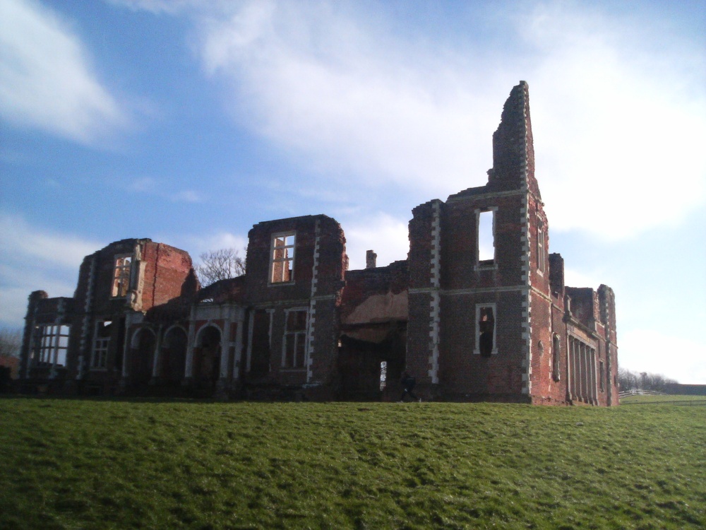 A picture of the remains of Houghton house, in Ampthill, Bedfordshire photo by Mark Mulford