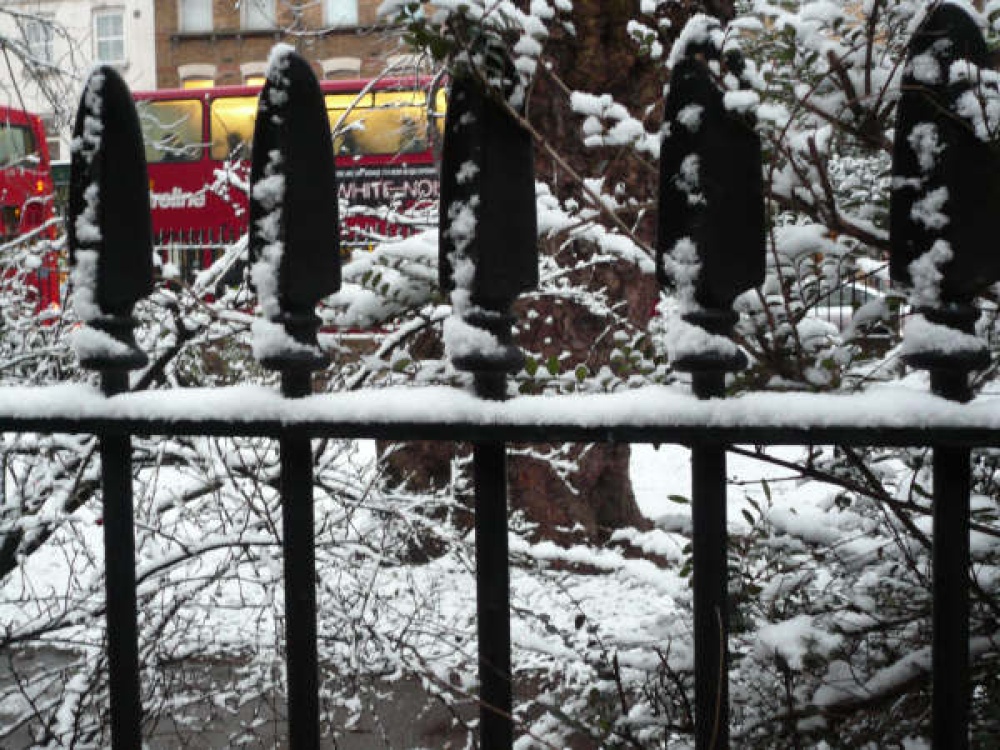 A snowy morning in London