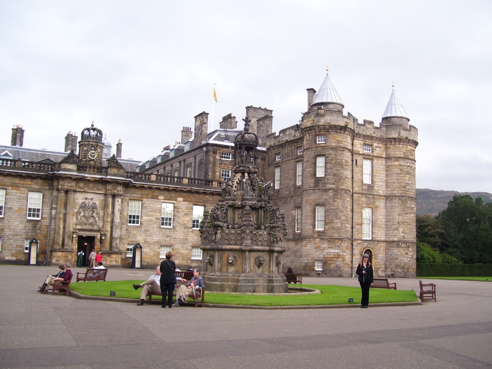 Palace of Holyroodhouse, Edinburgh, Midlothian photo by Lauren Daniells
