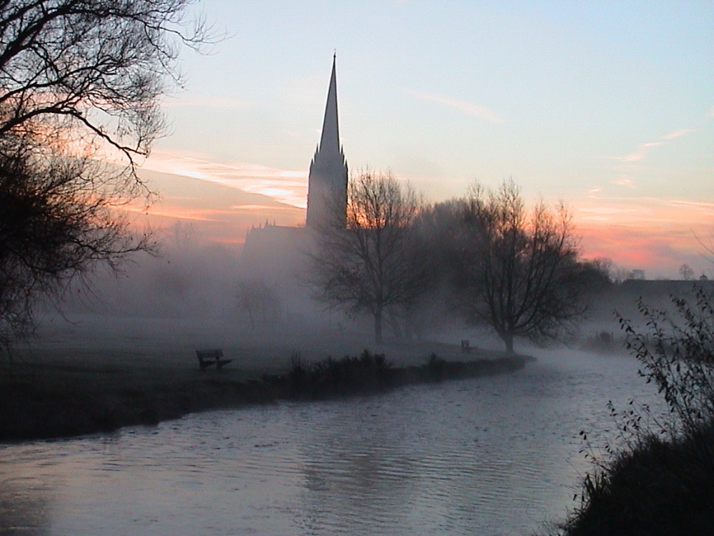 A picture of Salisbury Cathedral photo by Iain Webber