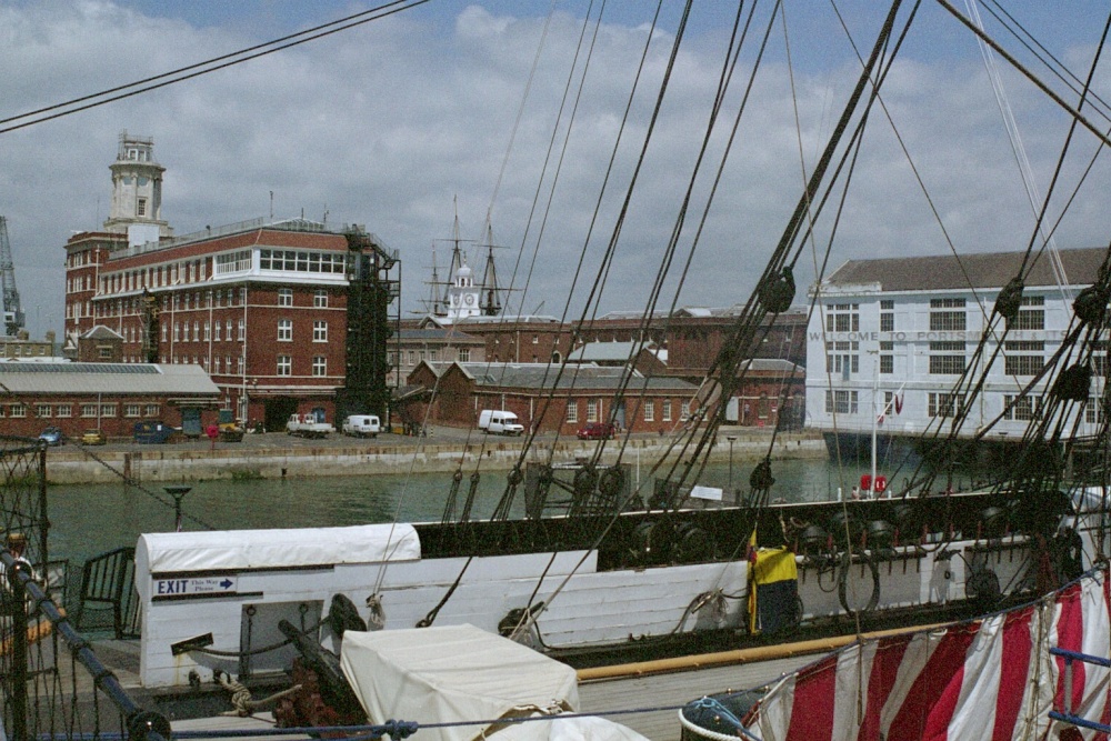 Portsmouth Harbor, Portsmouth