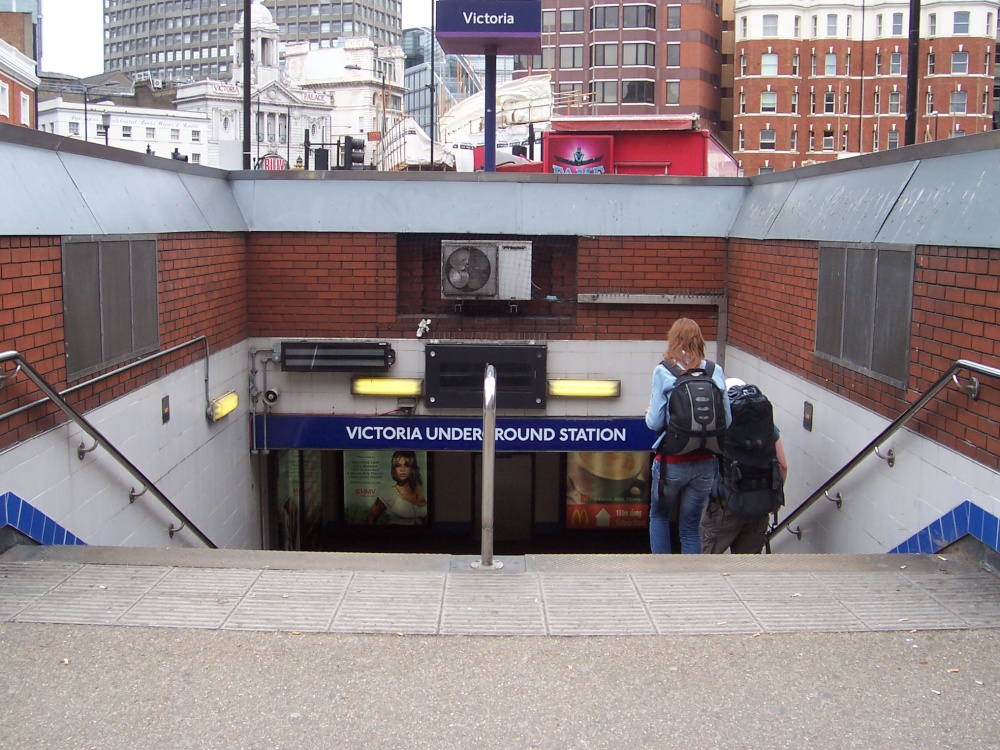 Photograph of Victoria Station (London Undergound)
