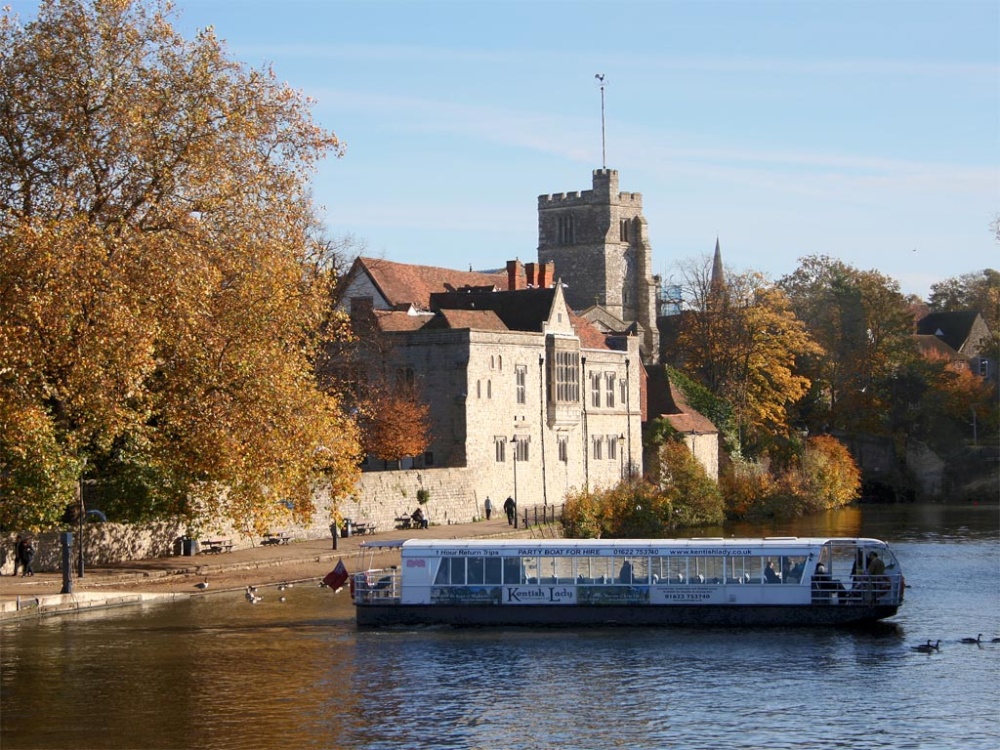 Archbishop's palace, Maidstone, Kent photo by Paul D