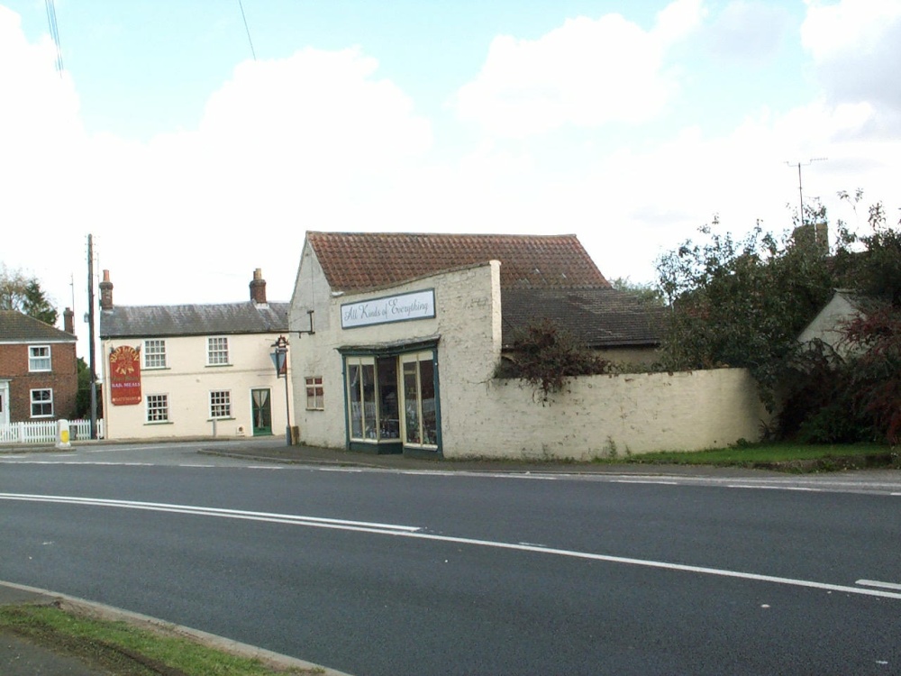 Photograph of Red Lion public house at East Kirkby