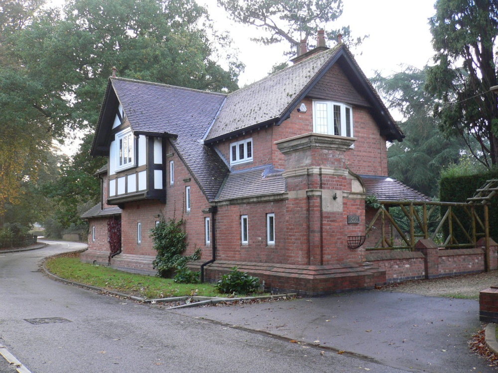 Photograph of A lodge house in Ashby Folville