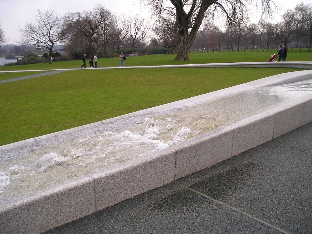 Lady Diana Memorial Fountain