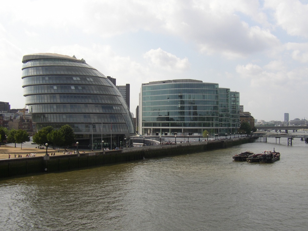 London, City Hall & More London office buildings