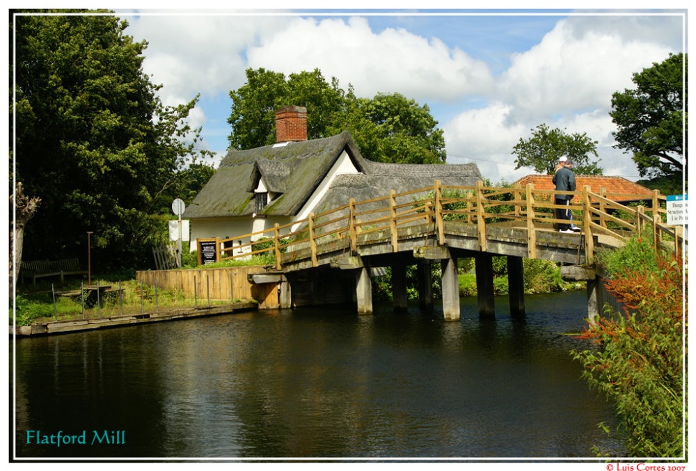 Flatford bridge and Cottage