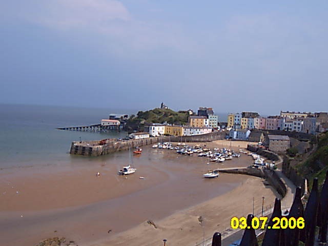 Photograph of Saundersfoot, Pembrokeshire, Wales