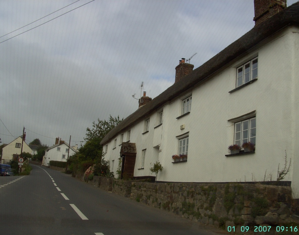 Drewsteignton village