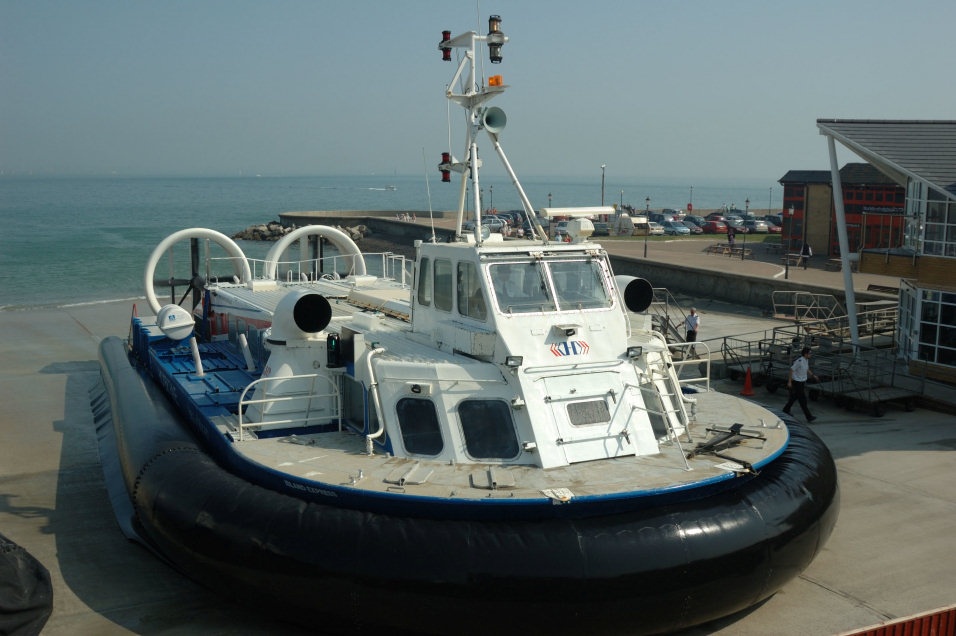 Photograph of Low Hovercraft, Ryde, Isle of Wight