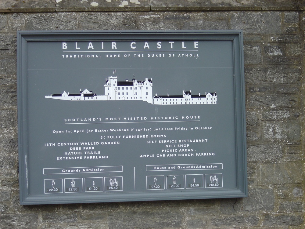 Blair Castle, Perth & Kinross, Scotland photo by lucsa