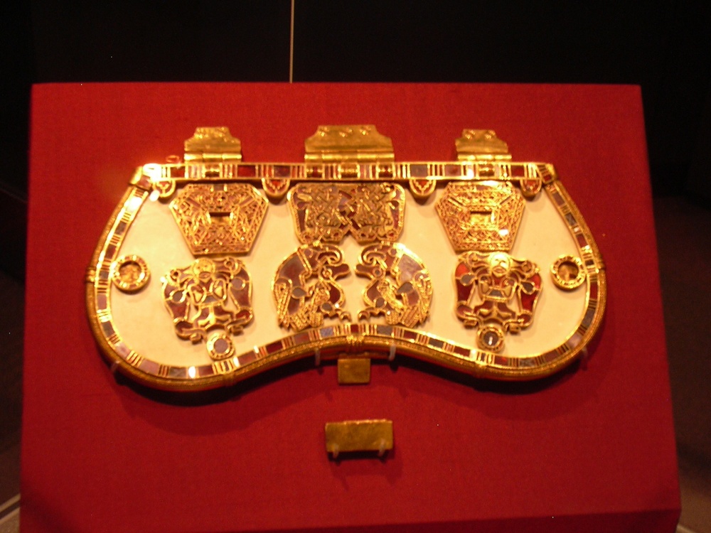 Purse cover from burial, Sutton Hoo, Woodbridge, Suffolk photo by Steve Willimott