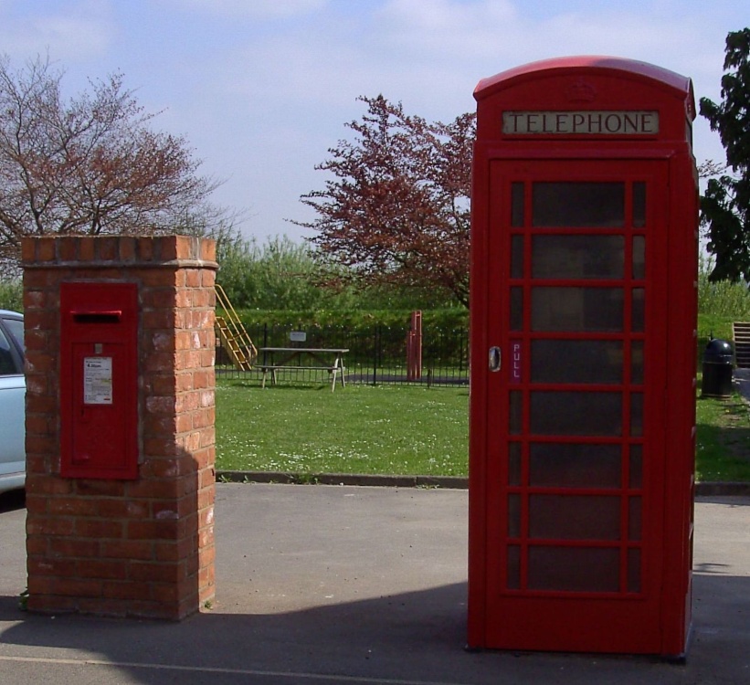 Photograph of Post box and telephone box, West Stockwith, Nottinghamshire
