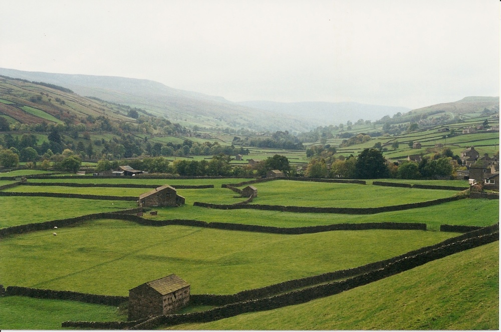Photograph of Swaledale, near Gunnerside in North Yorkshire