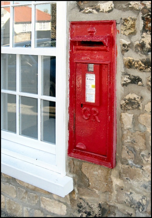George V Postbox, High Street, Washingborough, Lincolnshire