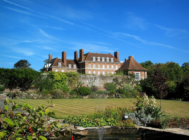 Great Maytham Hall, Rolvenden photo by Stephen Nunney