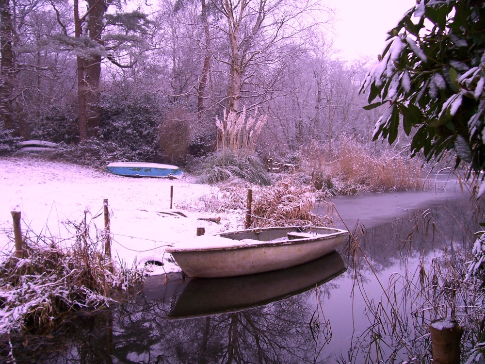 Snow on the lake, Flixton