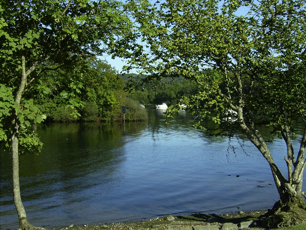 September afternoon on the West Bank of Windermere, opposite Belle Isle.