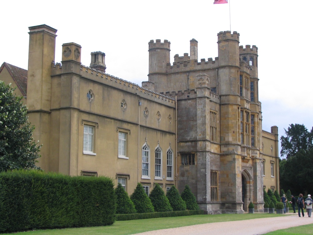 Coughton Court, Front