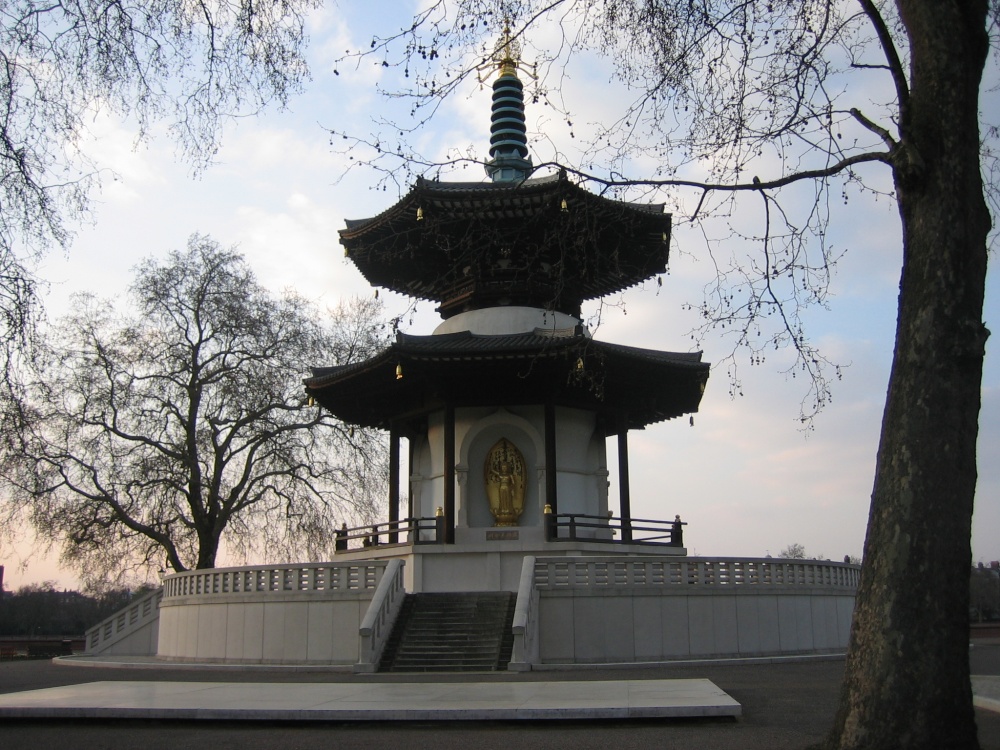 Battersea Park, Peace Pagoda photo by Irina Rõõmussaar