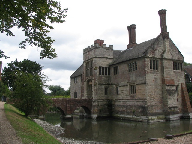 Baddesley Clinton Manor, front