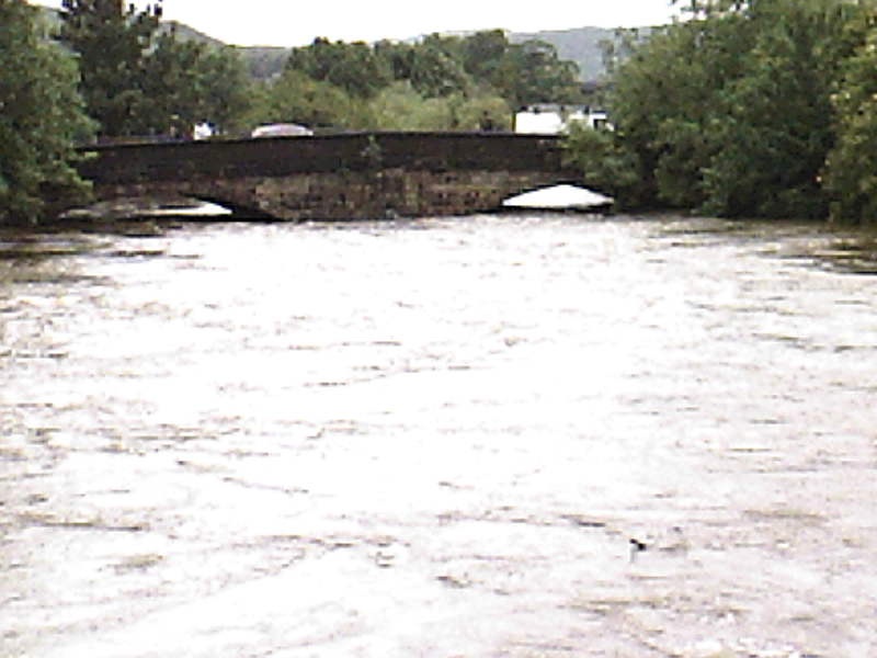 rising water on the river aire