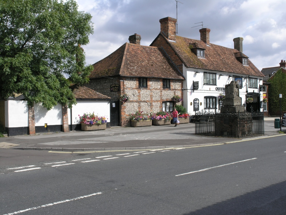 Queen's Head and Market Cross, Ludgershall, Wiltshire