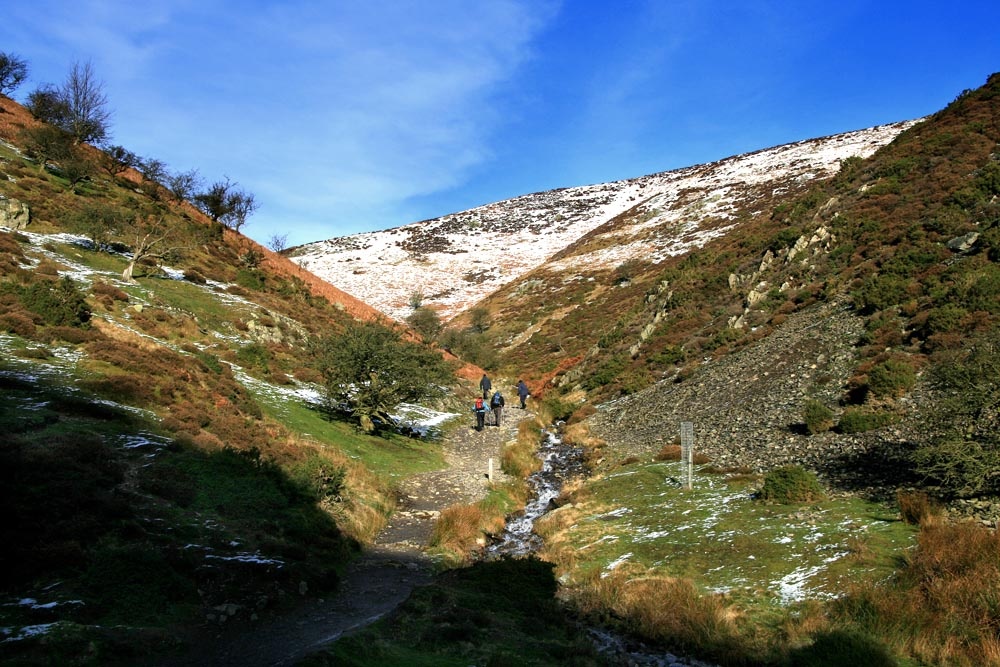 Walkers in Cardingmill Valley, Church Stretton, Shropshire photo by John Godley