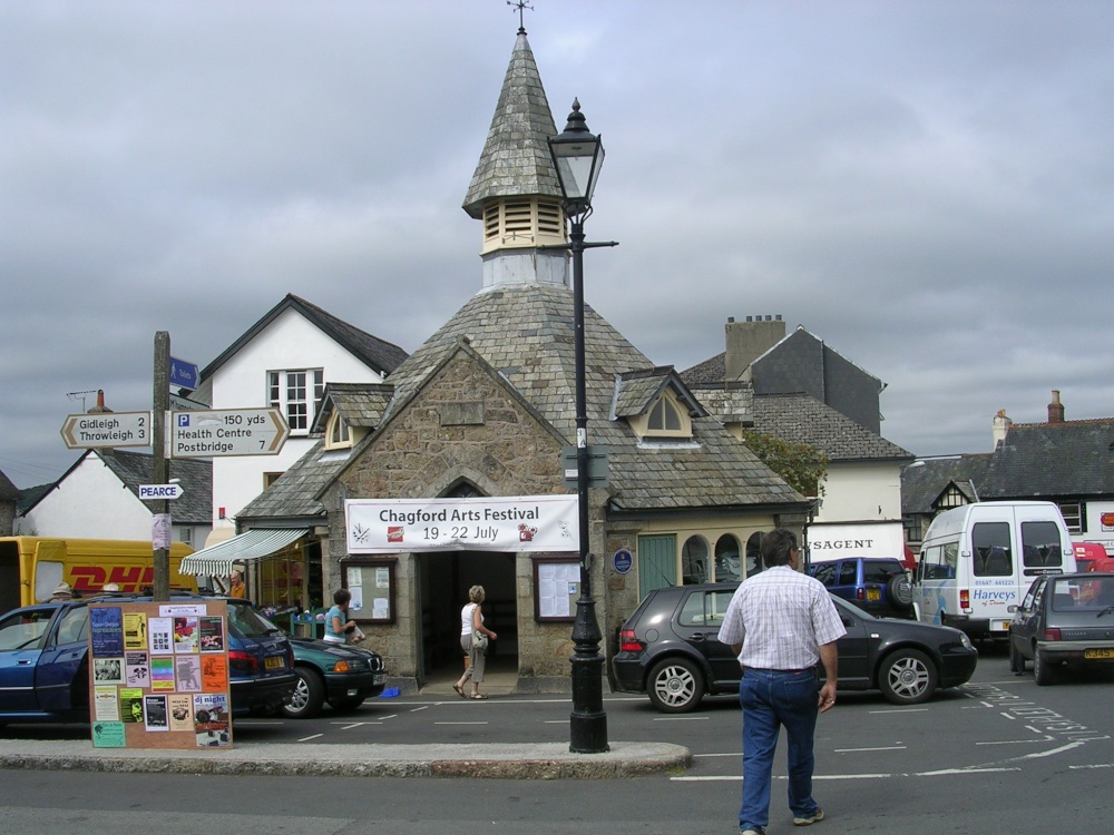 Photograph of Chagford town centre